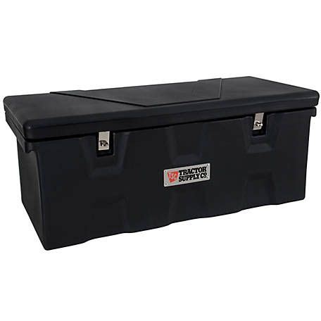 Tractor Supply 19 in. x 44 in. x 17